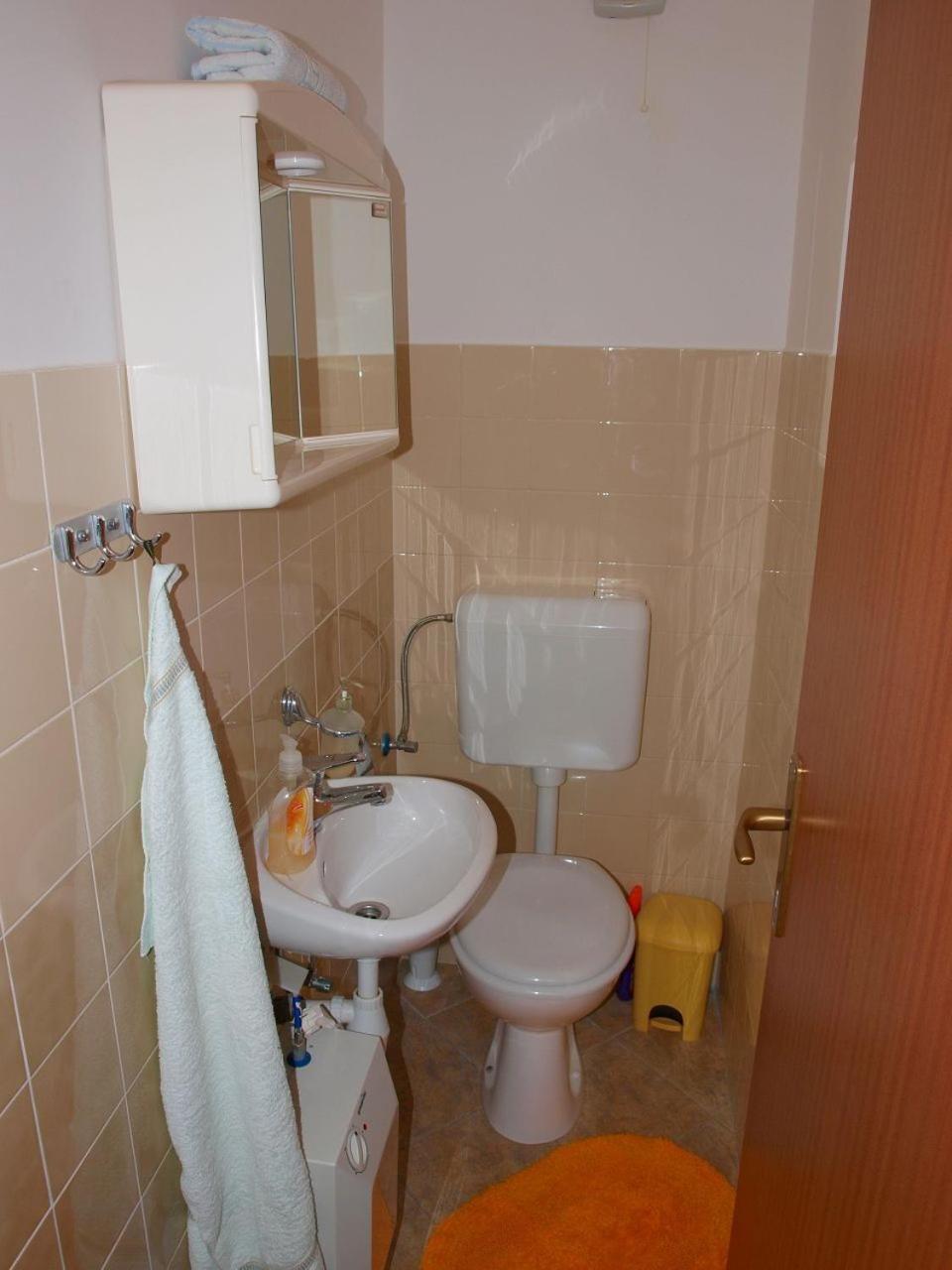 Apartments Mirja - 100M From The Beach & Parking Трогір Екстер'єр фото