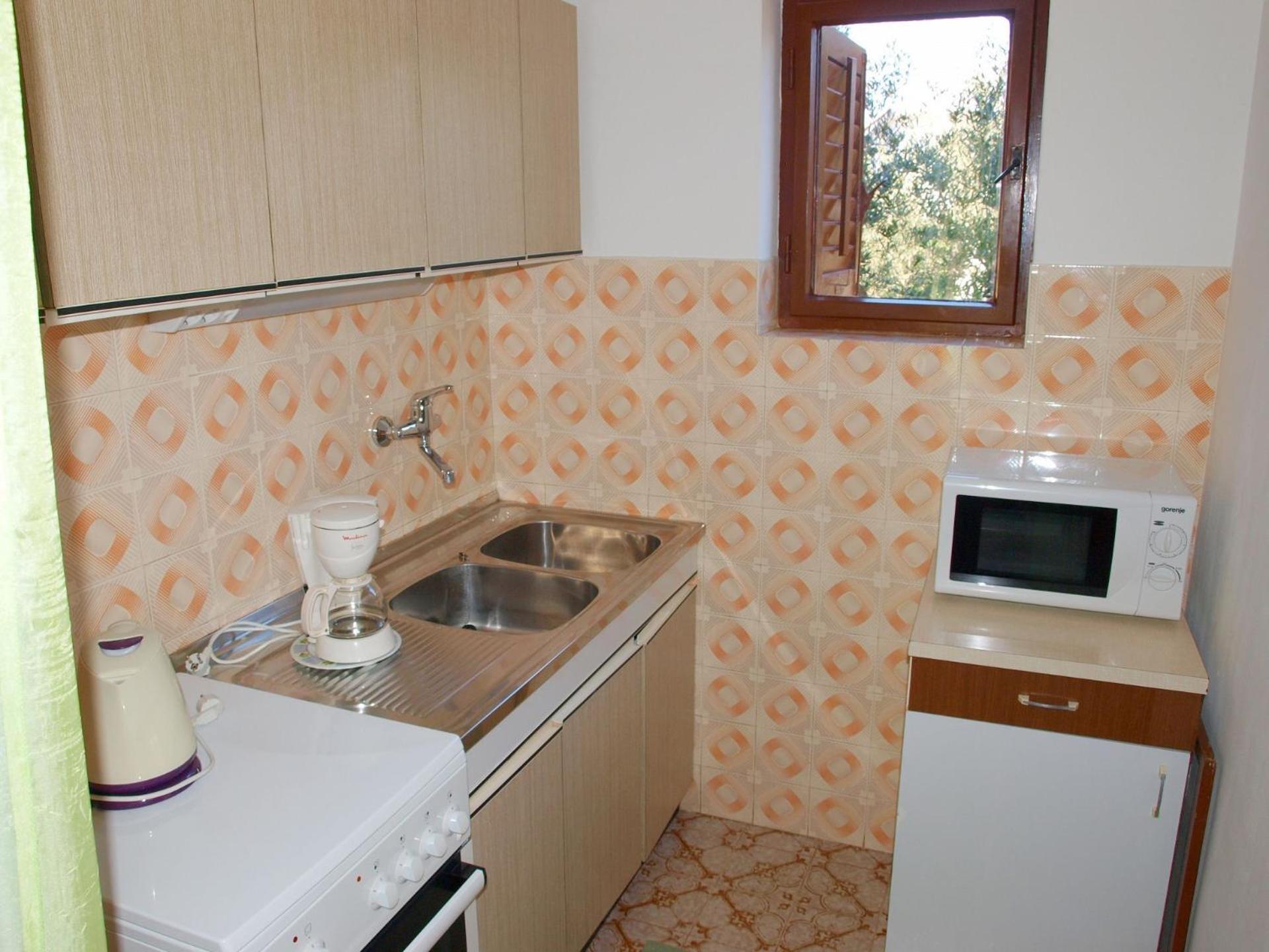 Apartments Mirja - 100M From The Beach & Parking Трогір Екстер'єр фото